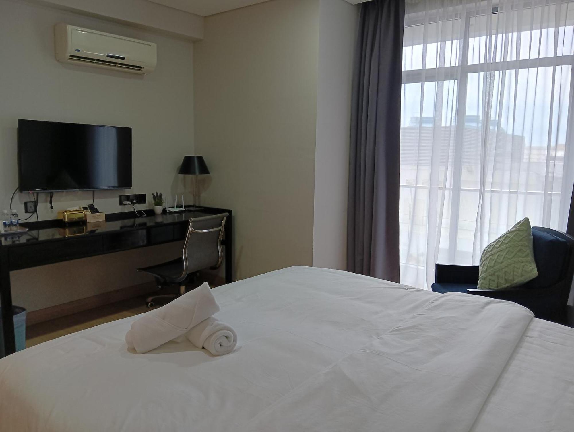 The Straits Suites By Ciconia Malacca ภายนอก รูปภาพ