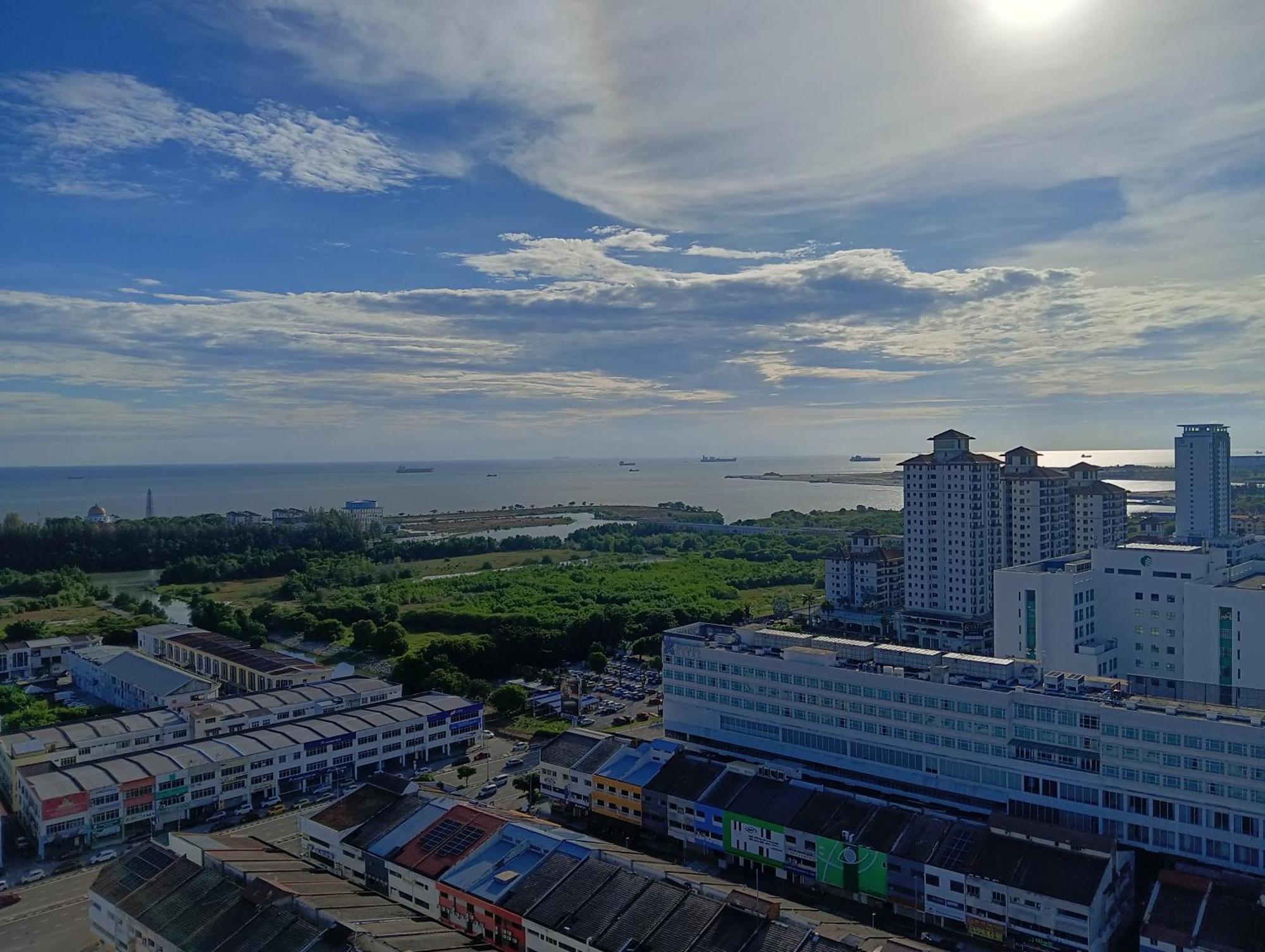 The Straits Suites By Ciconia Malacca ภายนอก รูปภาพ