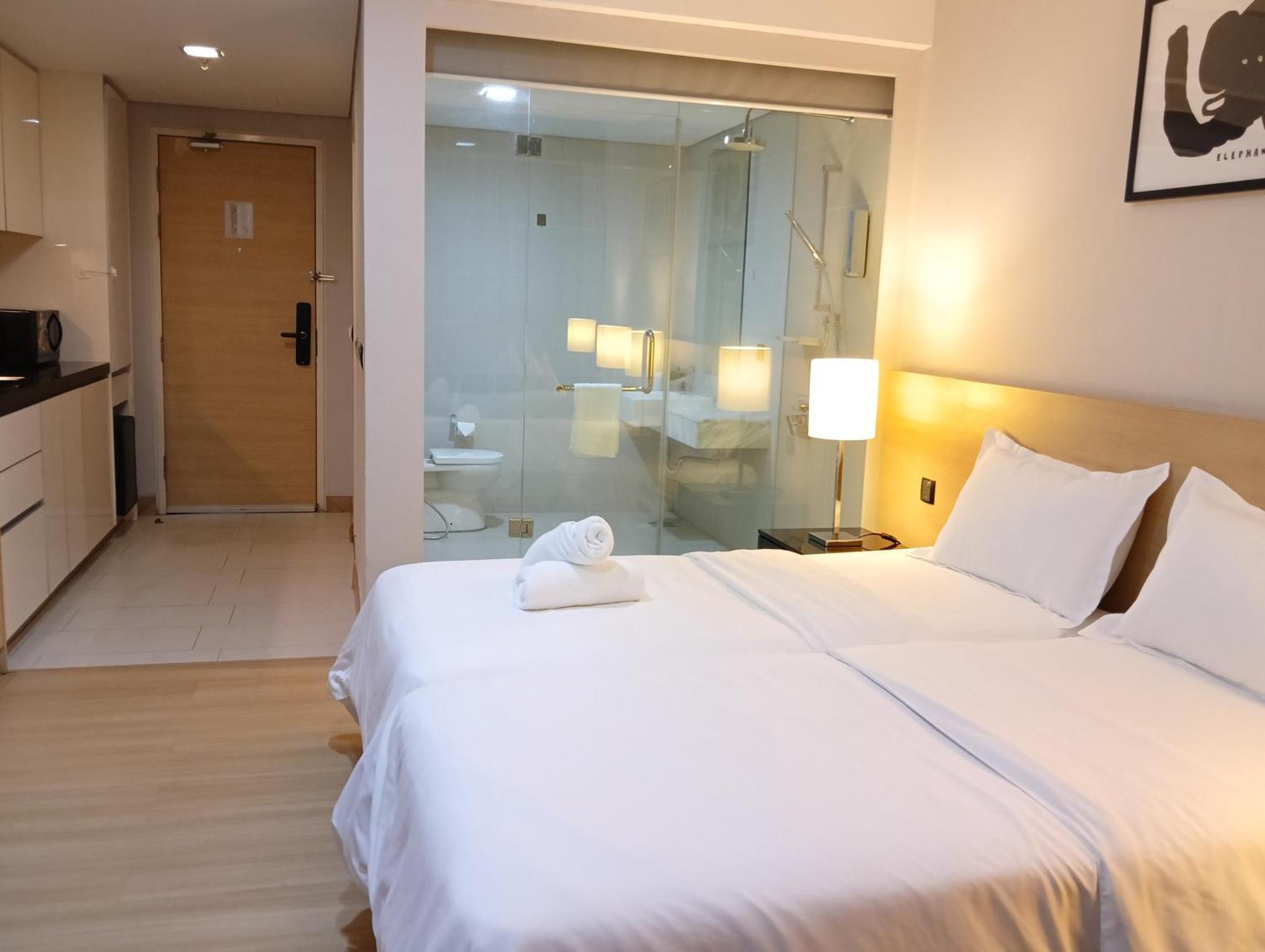 The Straits Suites By Ciconia Malacca ภายนอก รูปภาพ
