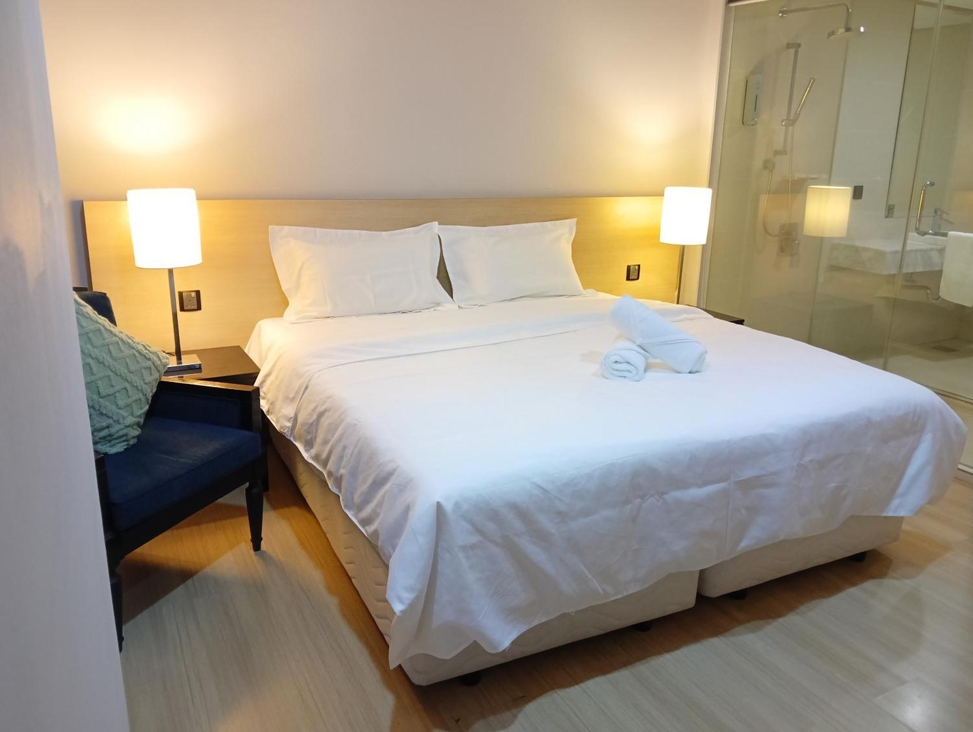 The Straits Suites By Ciconia Malacca ภายนอก รูปภาพ